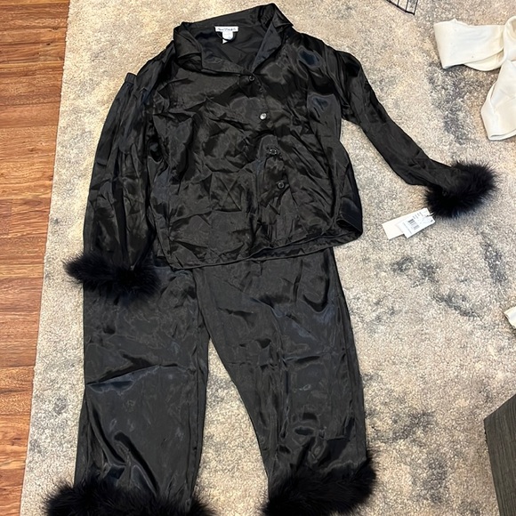 Linea Donatella women’s silk pajama set, size M, brand new - Picture 1 of 5